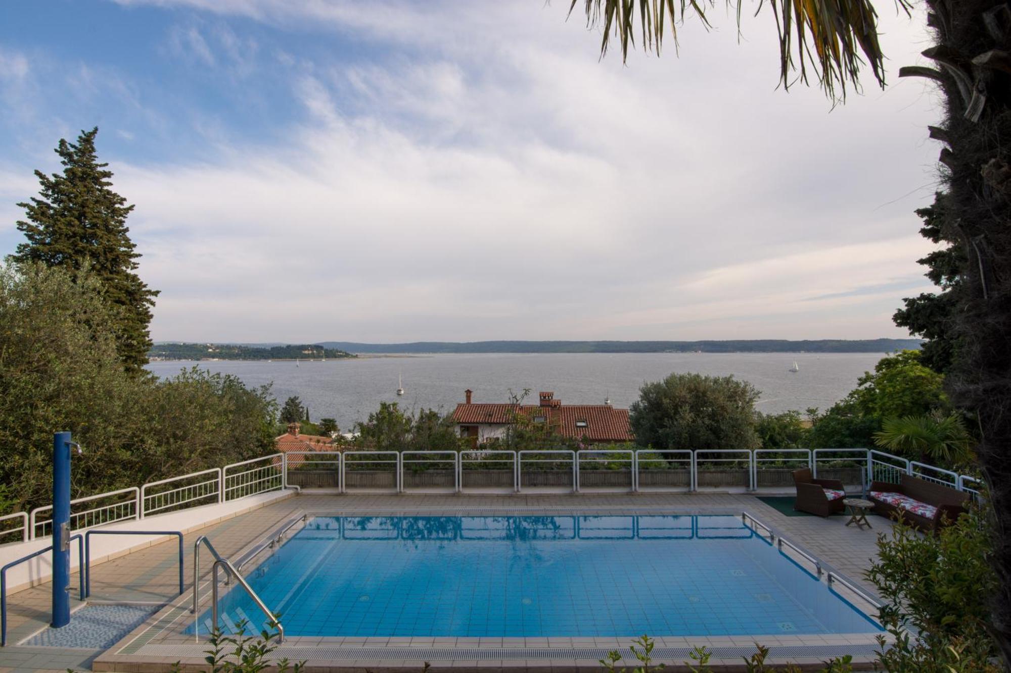 Baki Portorose Apartment Екстериор снимка